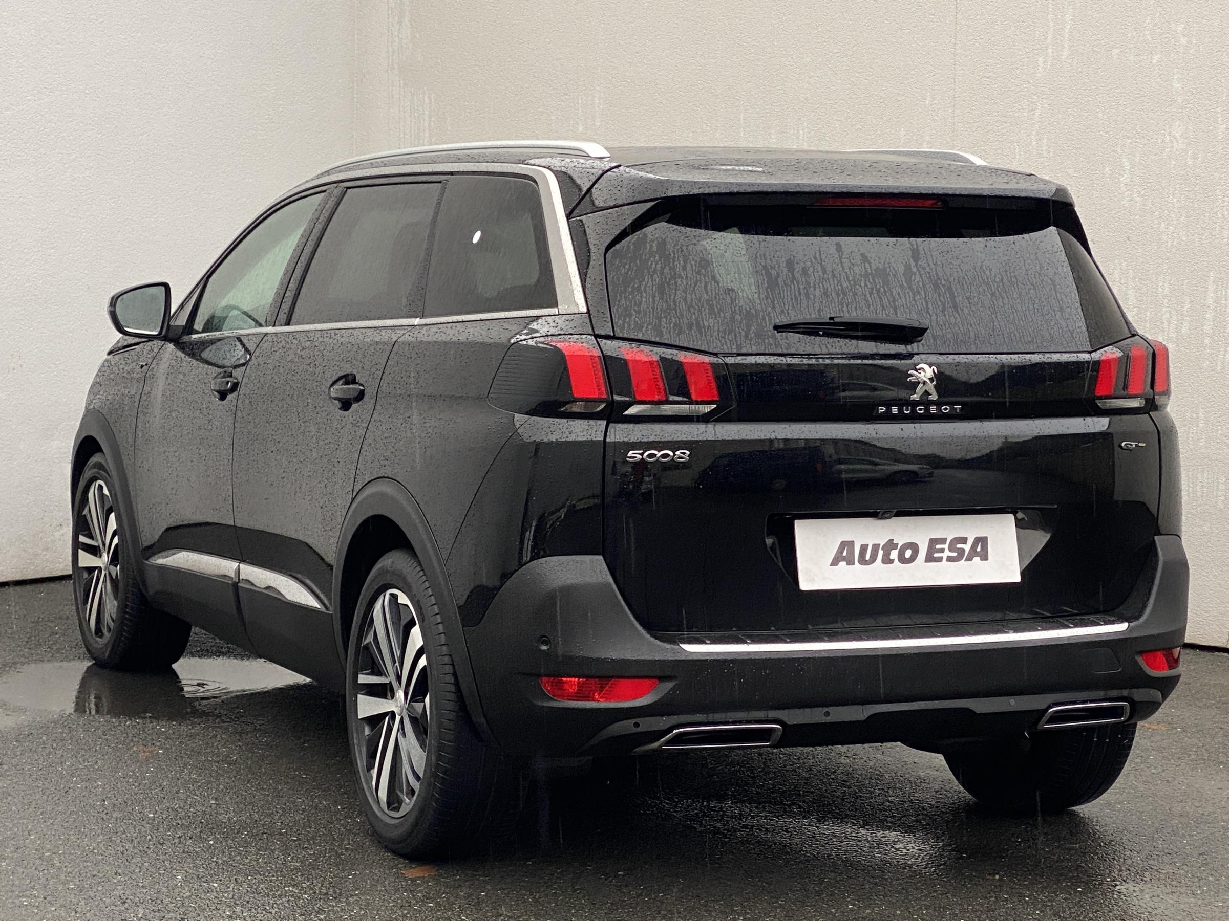 Peugeot 5008, 2018 - pohled č. 6