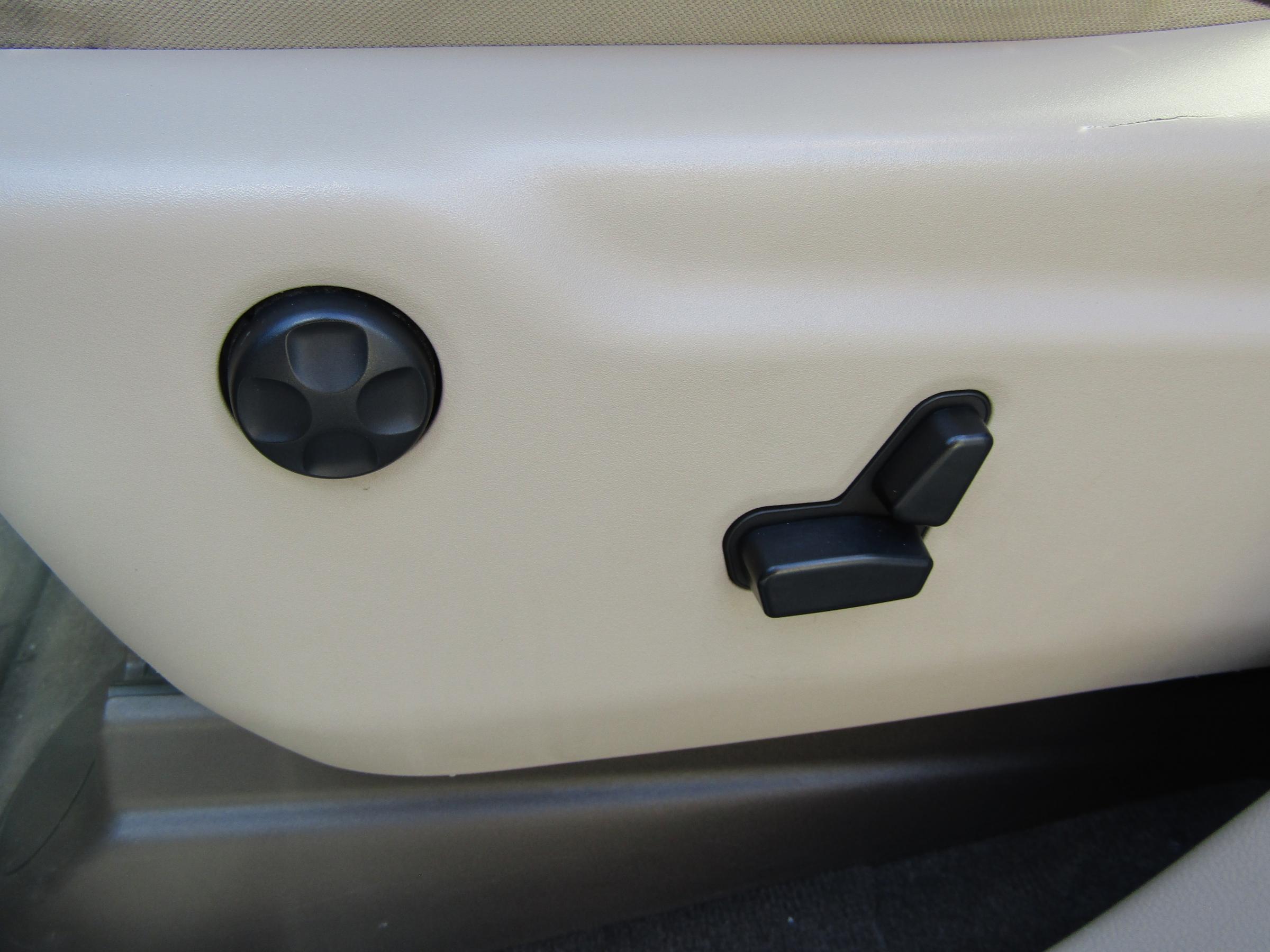 Jeep Grand Cherokee, 2011 - pohled č. 20