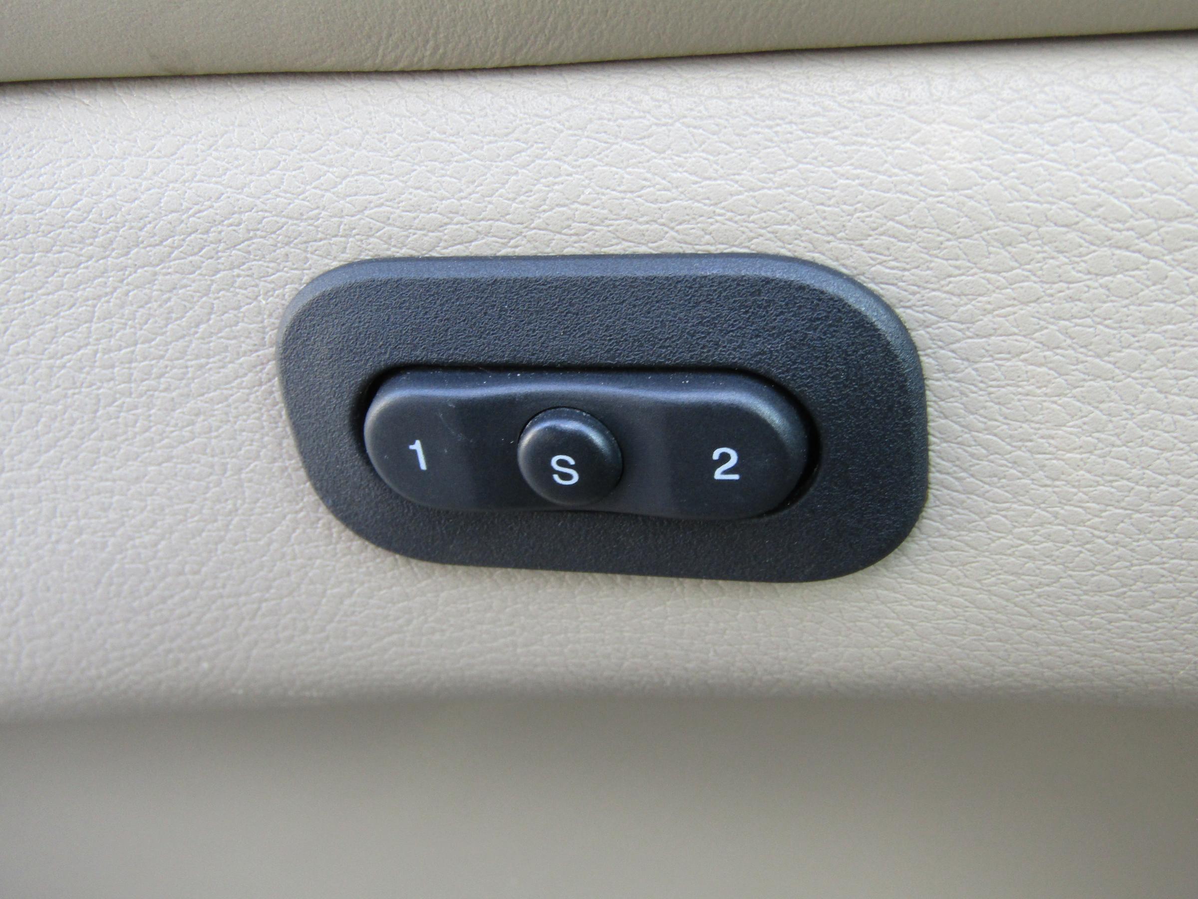 Jeep Grand Cherokee, 2011 - pohled č. 21