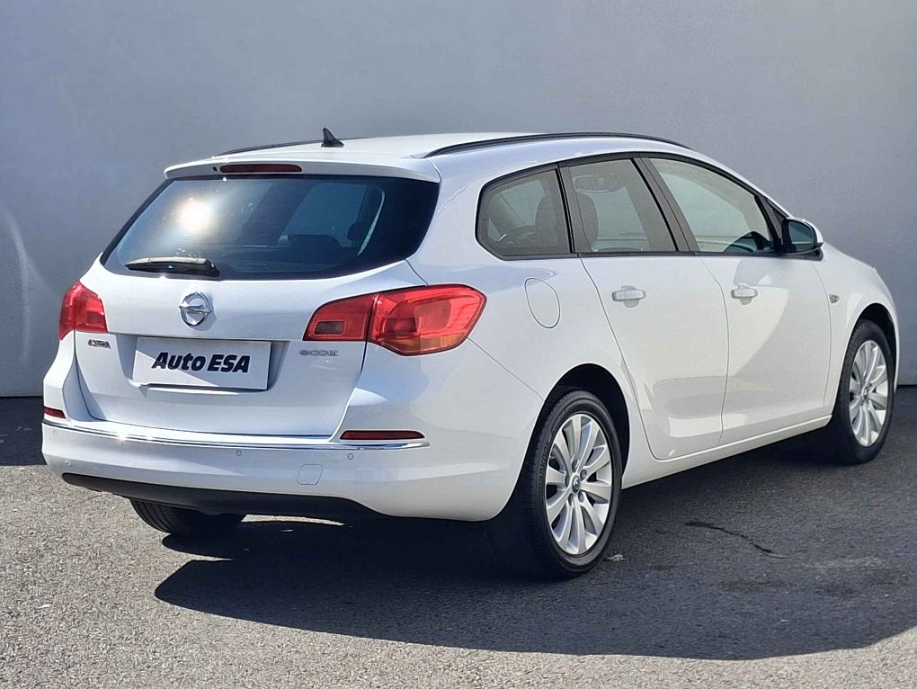 Opel Astra 1.6 CDTi 