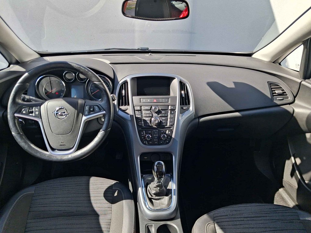 Opel Astra 1.6 CDTi 