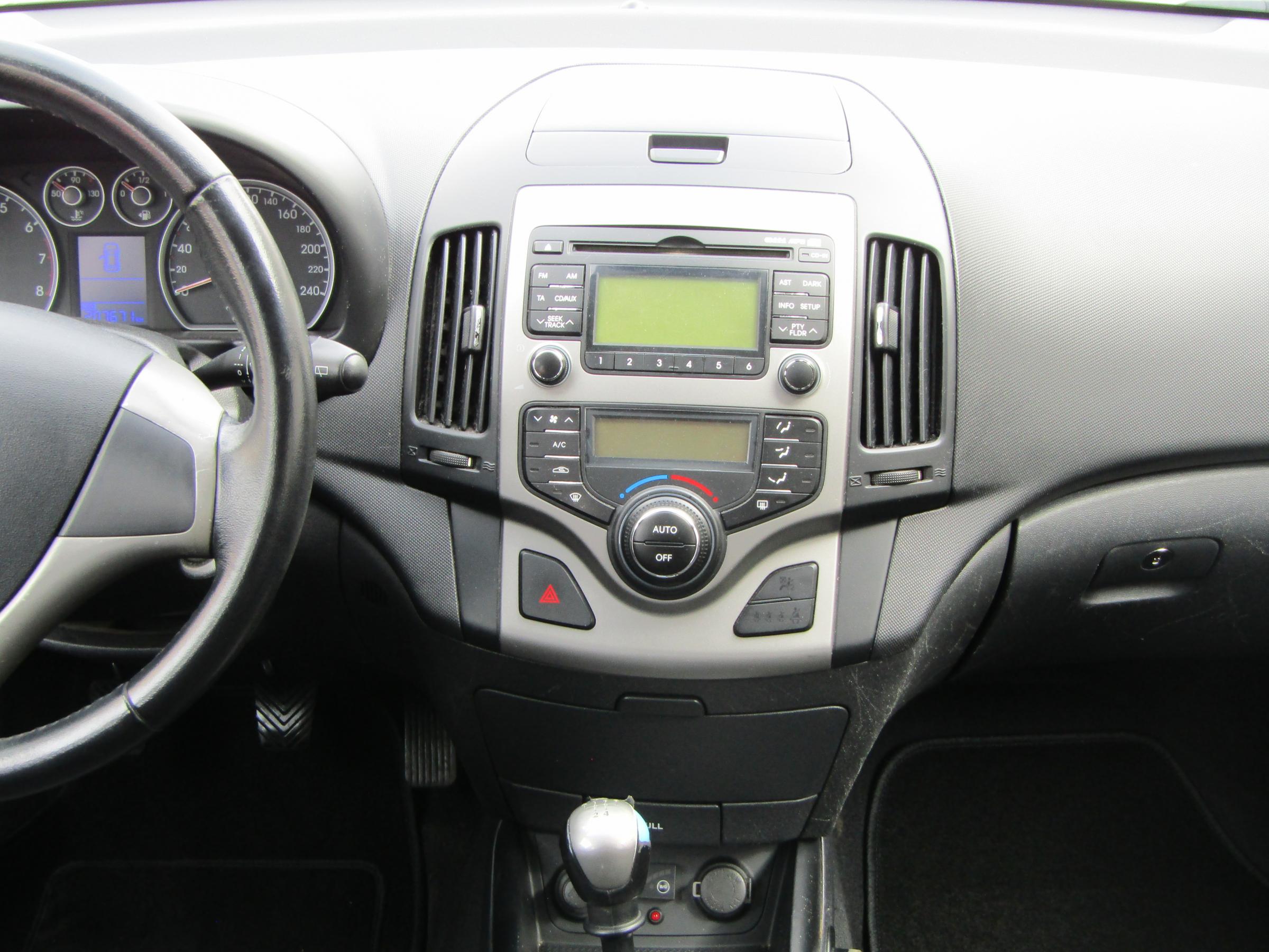 Hyundai i30, 2009 - pohled č. 10