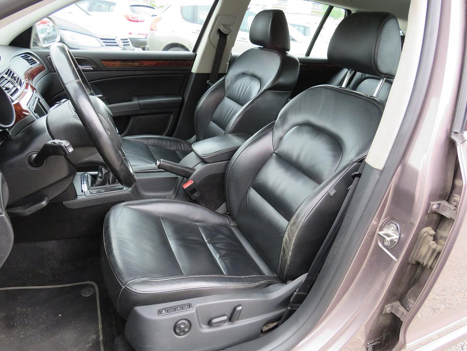 Škoda Superb II 2.0 TDi 