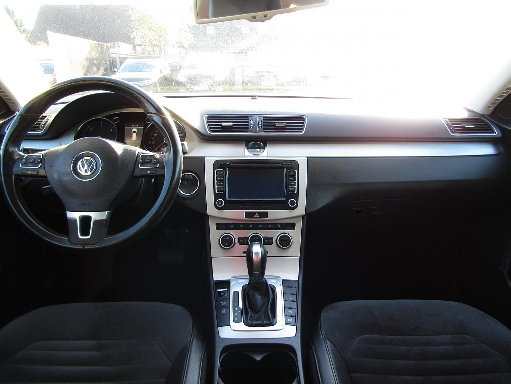Volkswagen Passat 2.0 TDi Highline