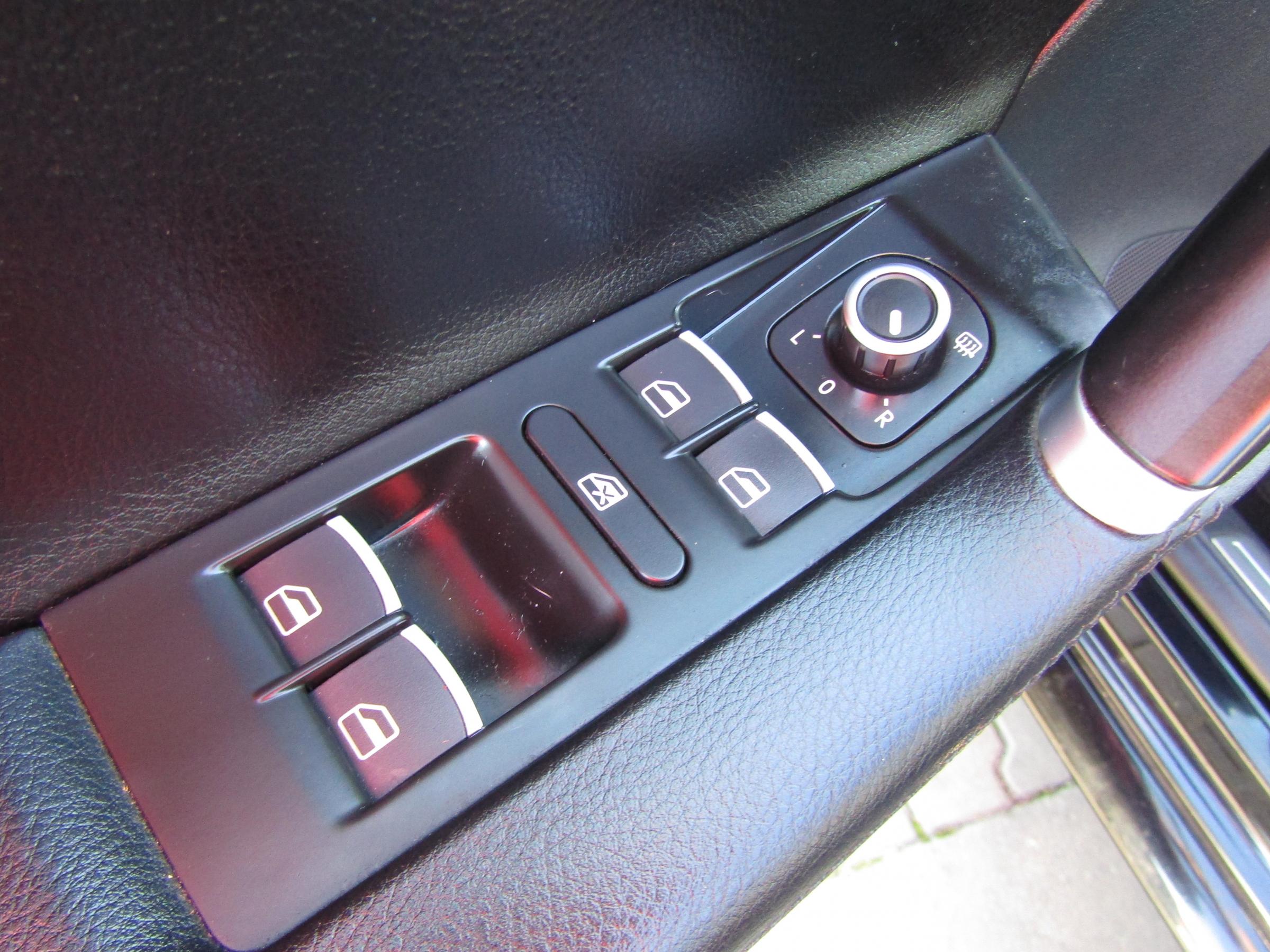 Volkswagen Passat, 2012 - pohled č. 12