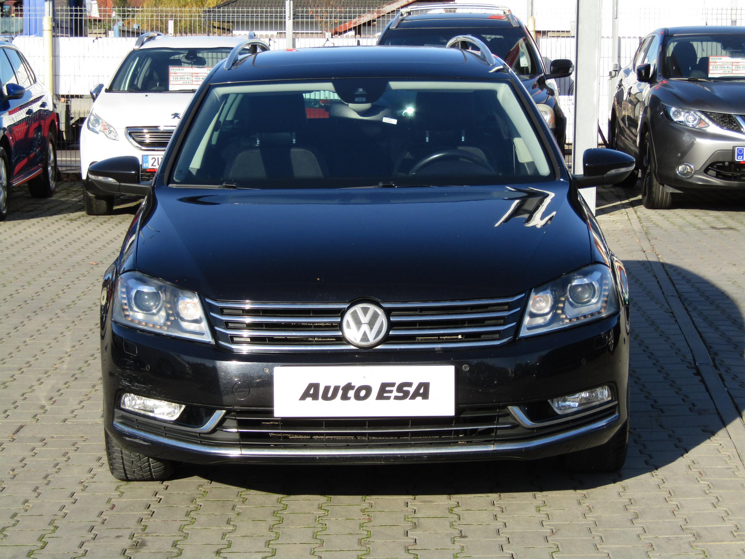 Volkswagen Passat, 2012 - pohled č. 2