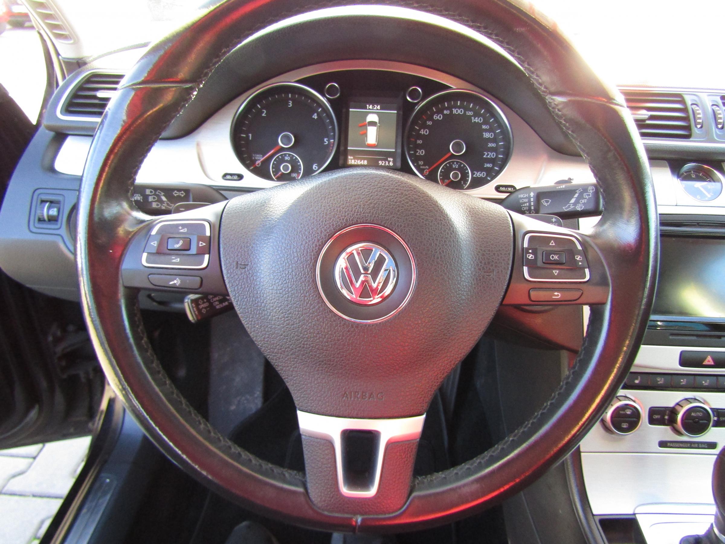 Volkswagen Passat, 2012 - pohled č. 21