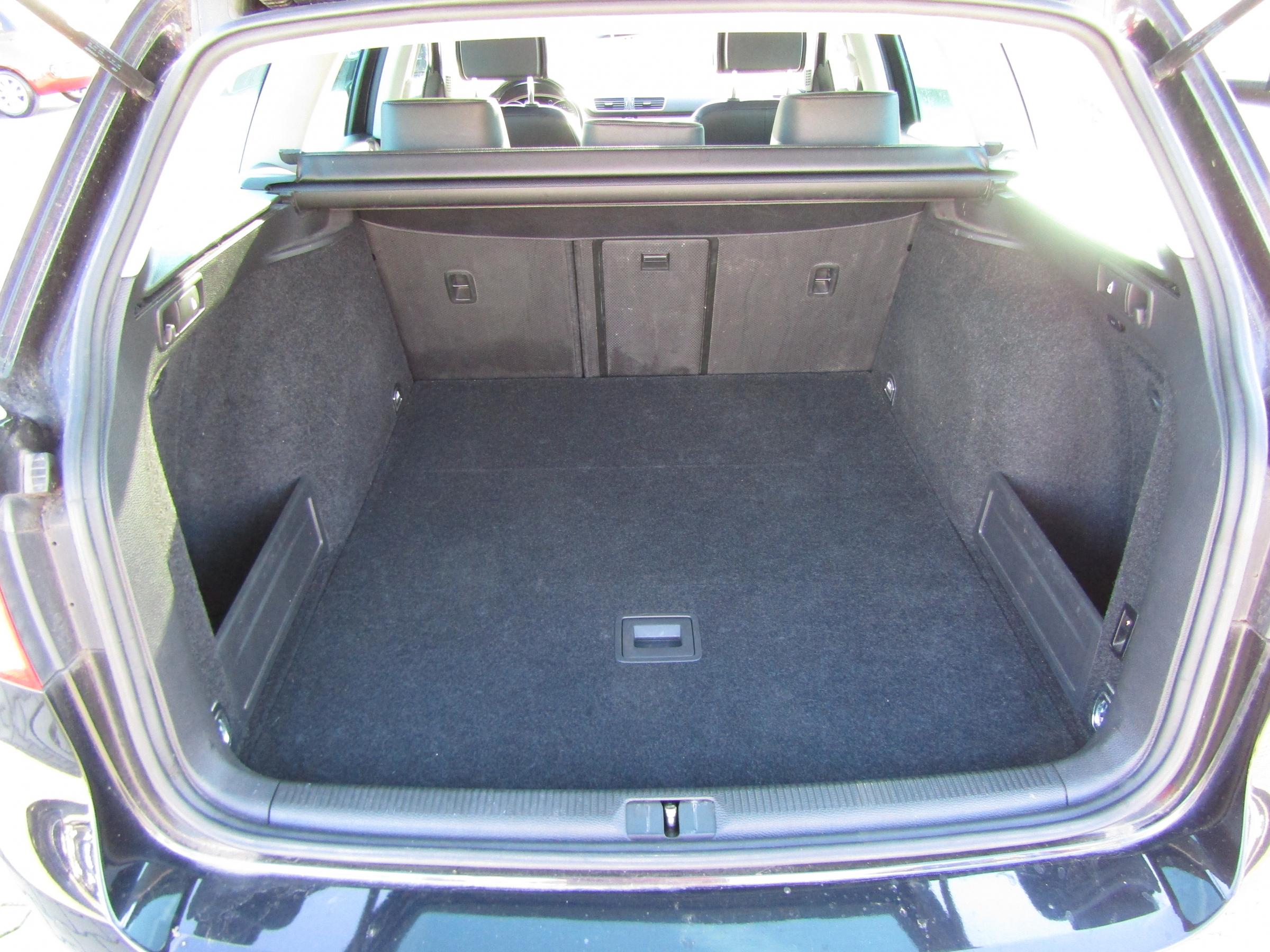 Volkswagen Passat, 2012 - pohled č. 7