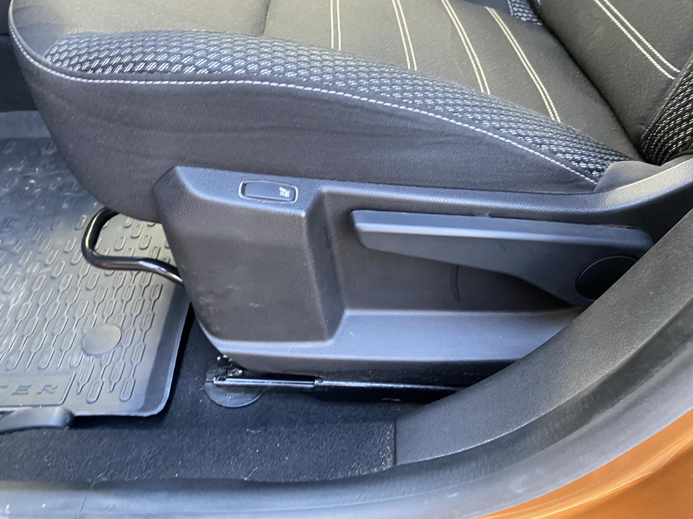 Dacia Duster, 2018 - pohled č. 14