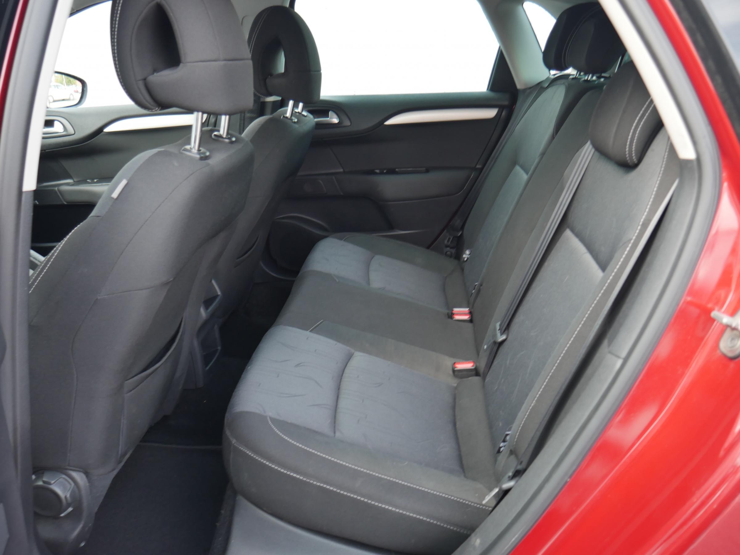 Citroën C4, 2011 - pohled č. 10