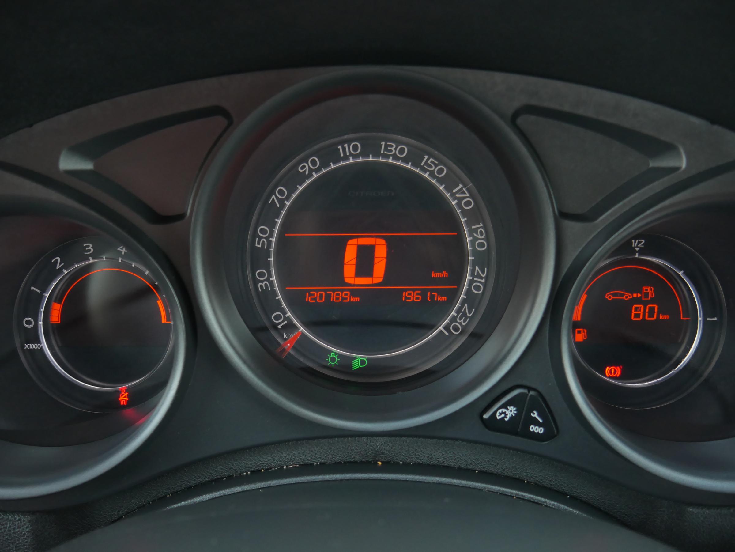 Citroën C4, 2011 - pohled č. 17