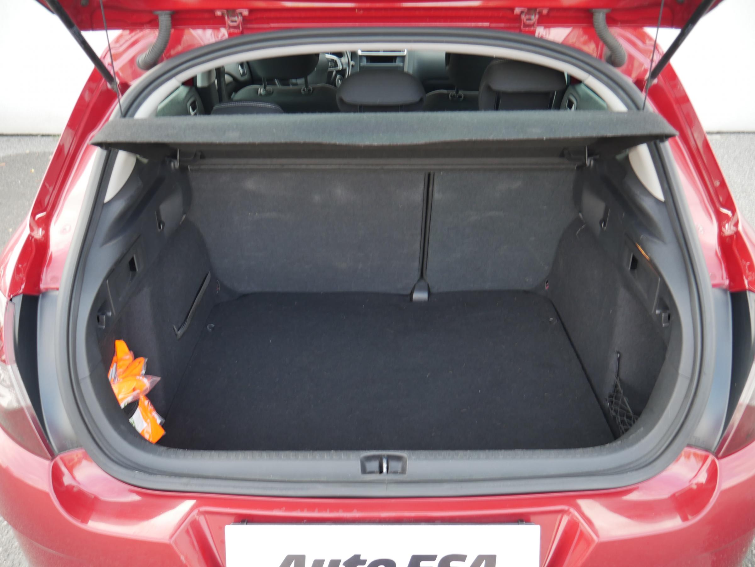 Citroën C4, 2011 - pohled č. 7