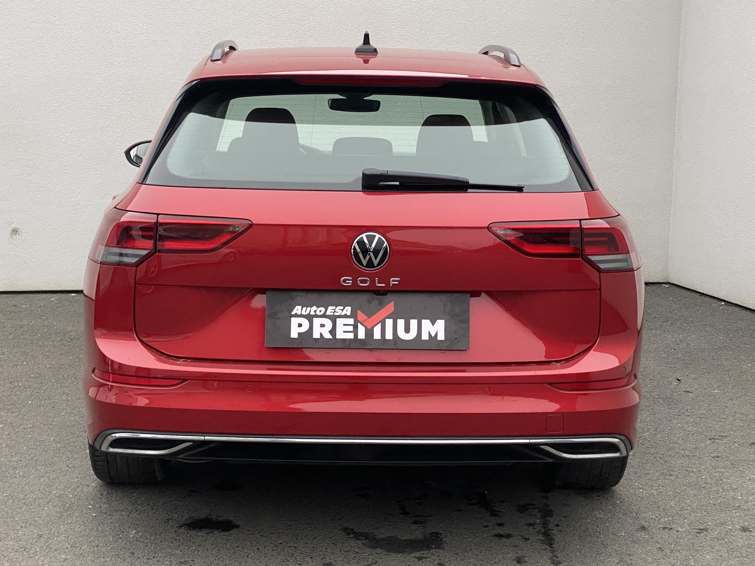 Volkswagen Golf, 2023 - pohled č. 5