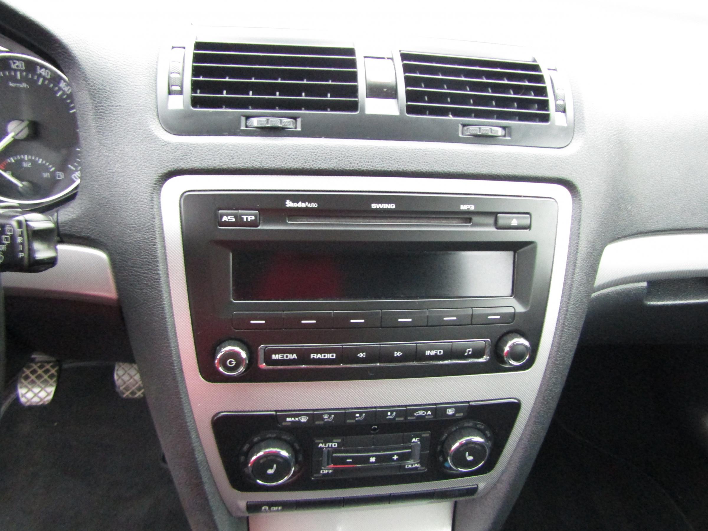 Škoda Octavia, 2011 - pohled č. 12