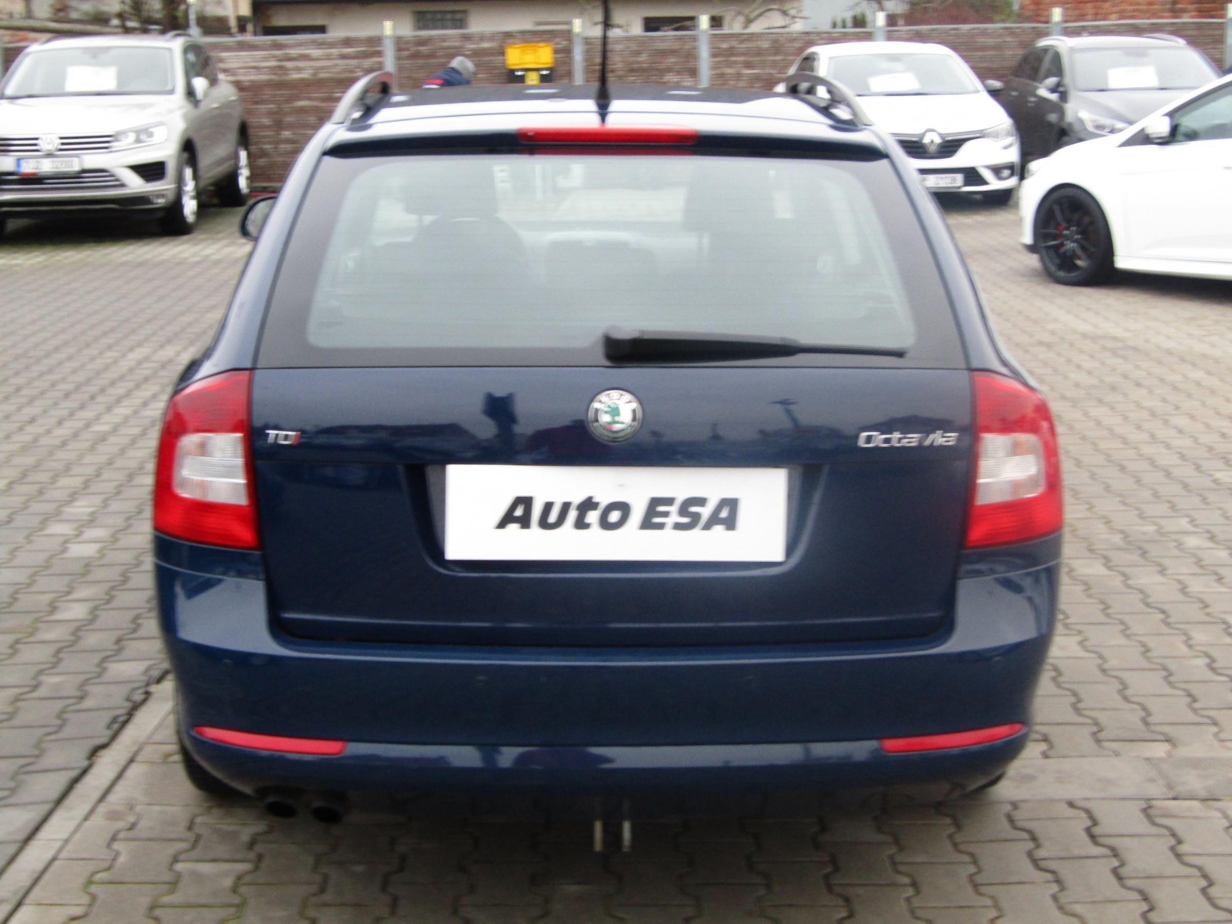Škoda Octavia, 2011 - pohled č. 5