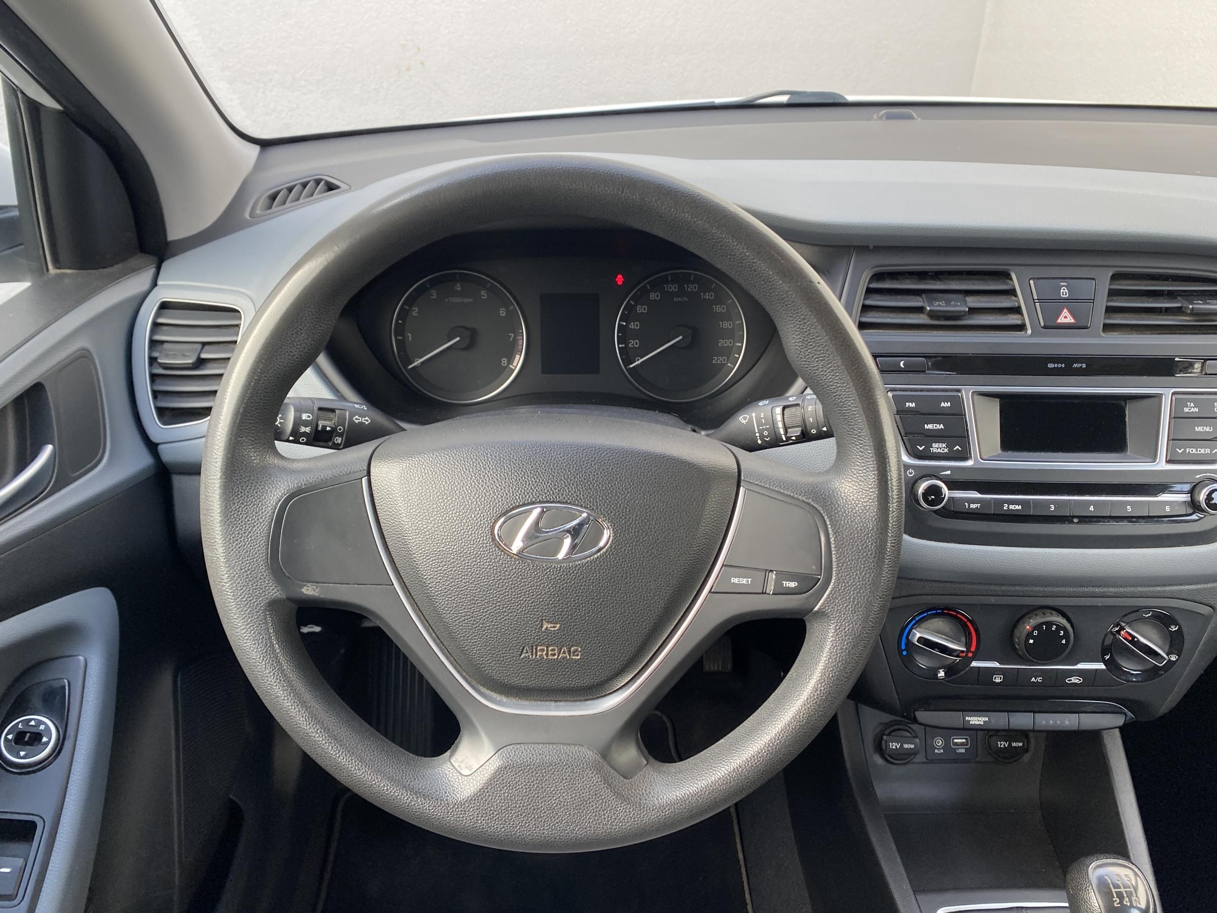 Hyundai i20, 2015 - pohled č. 11