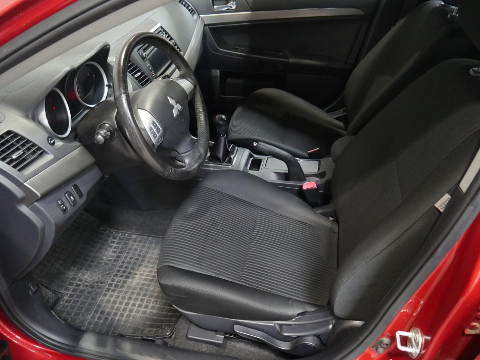 Mitsubishi Lancer 1.6i 