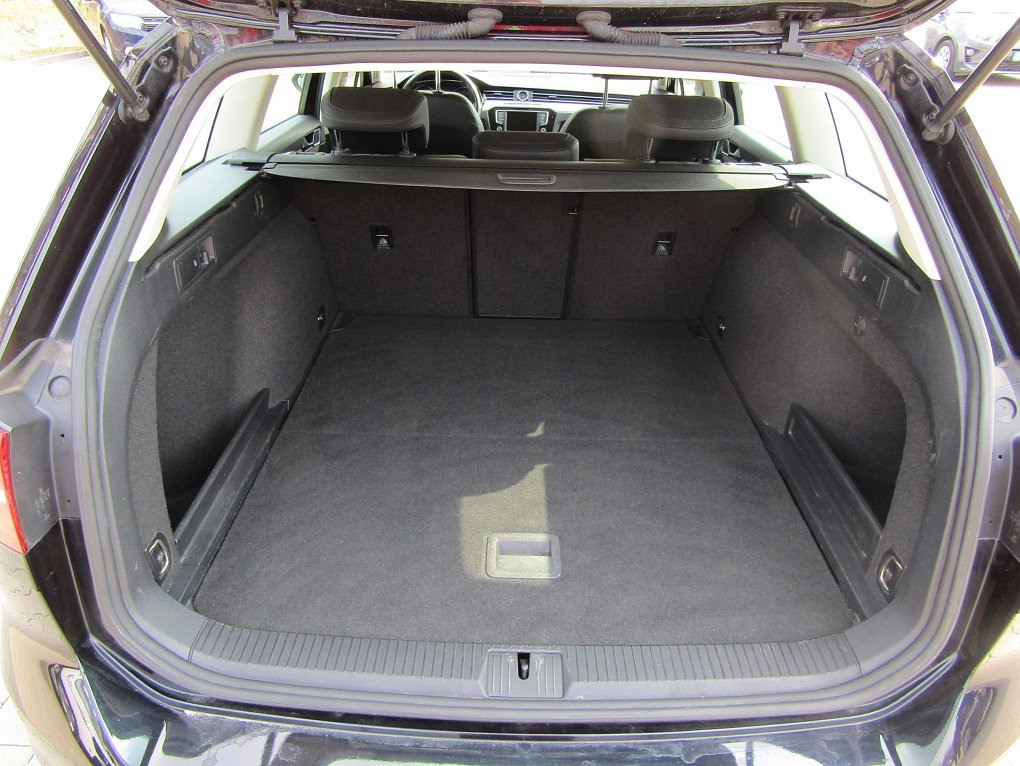 Volkswagen Passat 2.0 TDi 