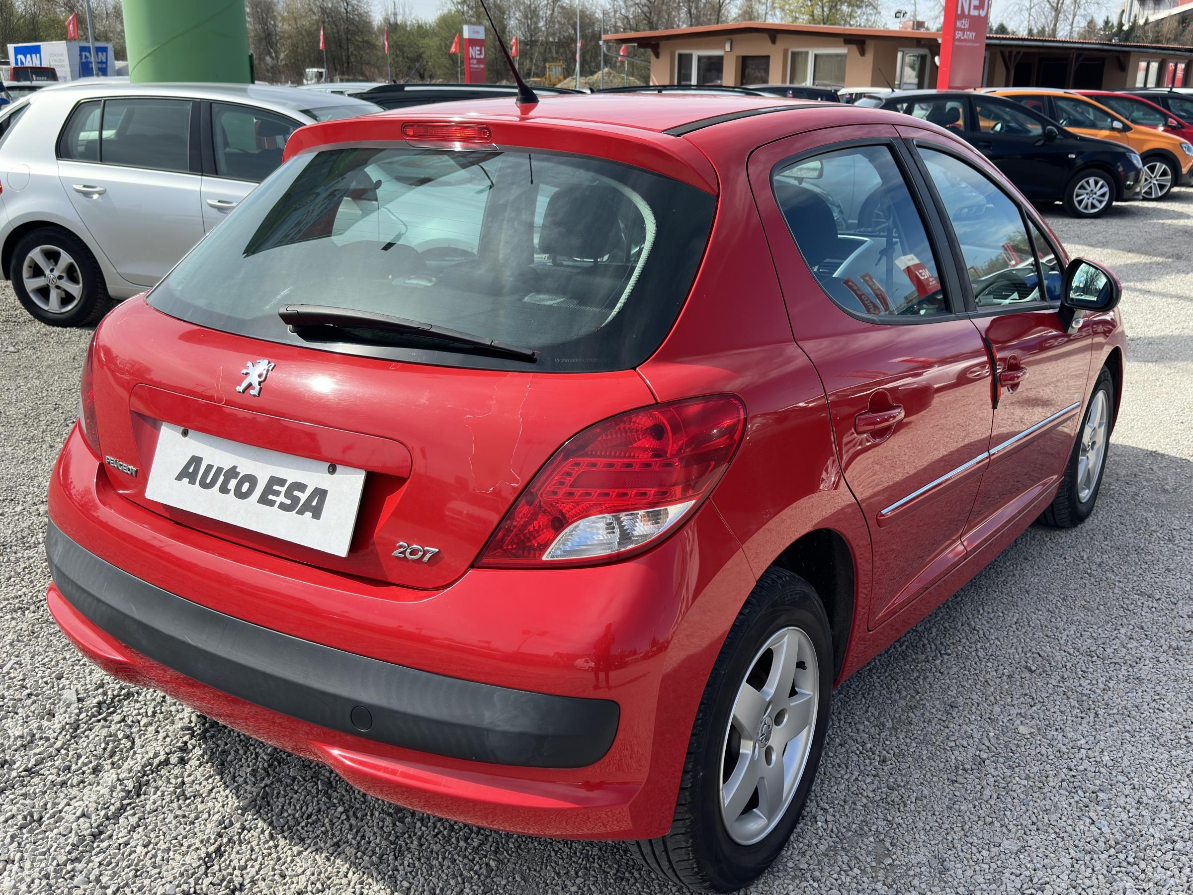 Peugeot 207, 2012 - pohled č. 4