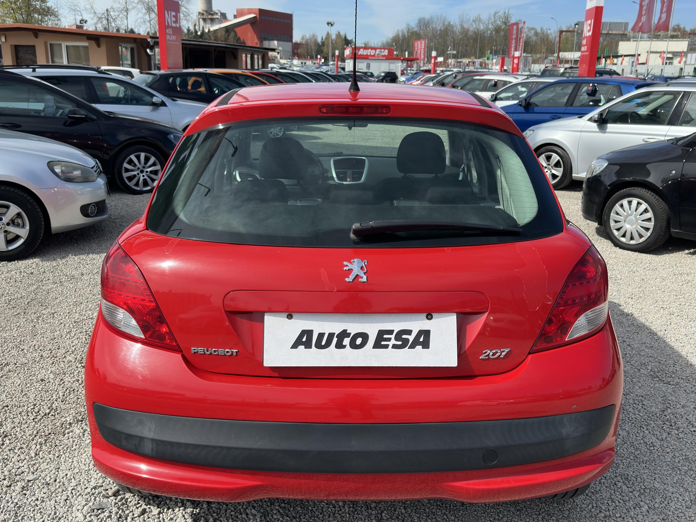 Peugeot 207, 2012 - pohled č. 5