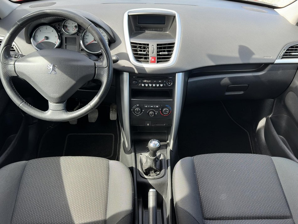 Peugeot 207 1.4i 