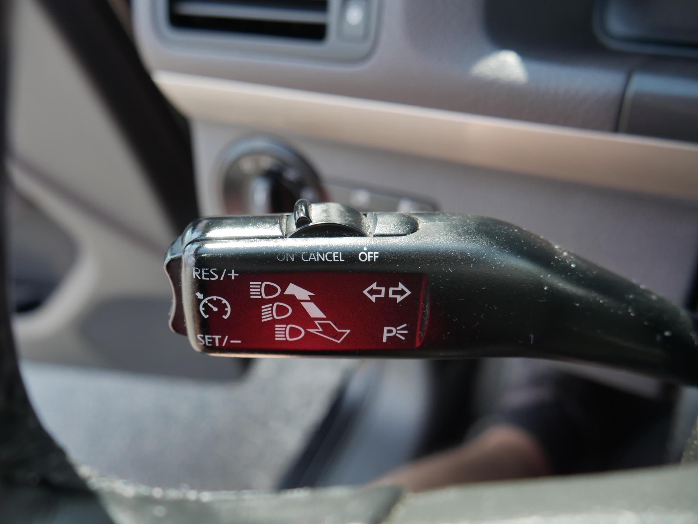 Volkswagen Touran, 2008 - pohled č. 14