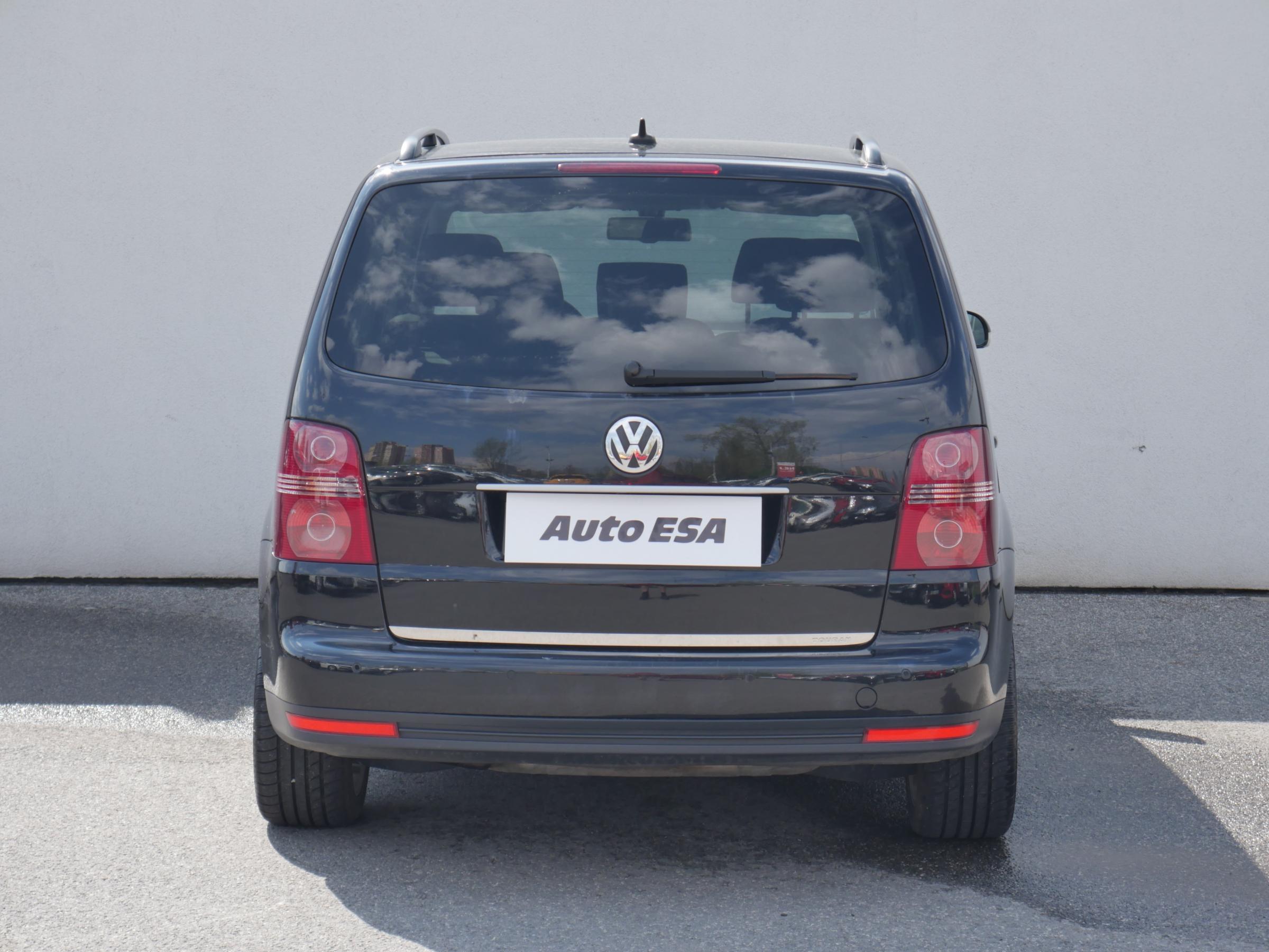 Volkswagen Touran, 2008 - pohled č. 5