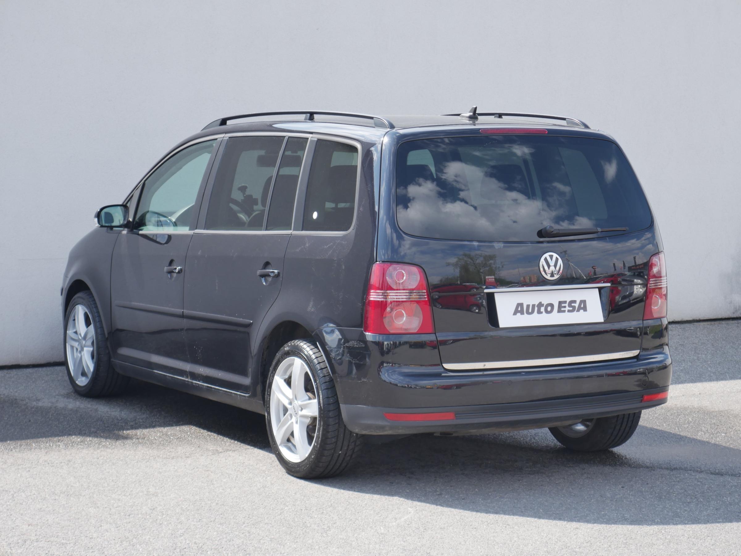 Volkswagen Touran, 2008 - pohled č. 6