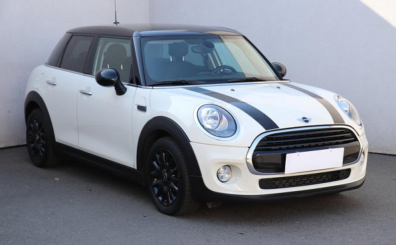 Mini Cooper 2.0 i 