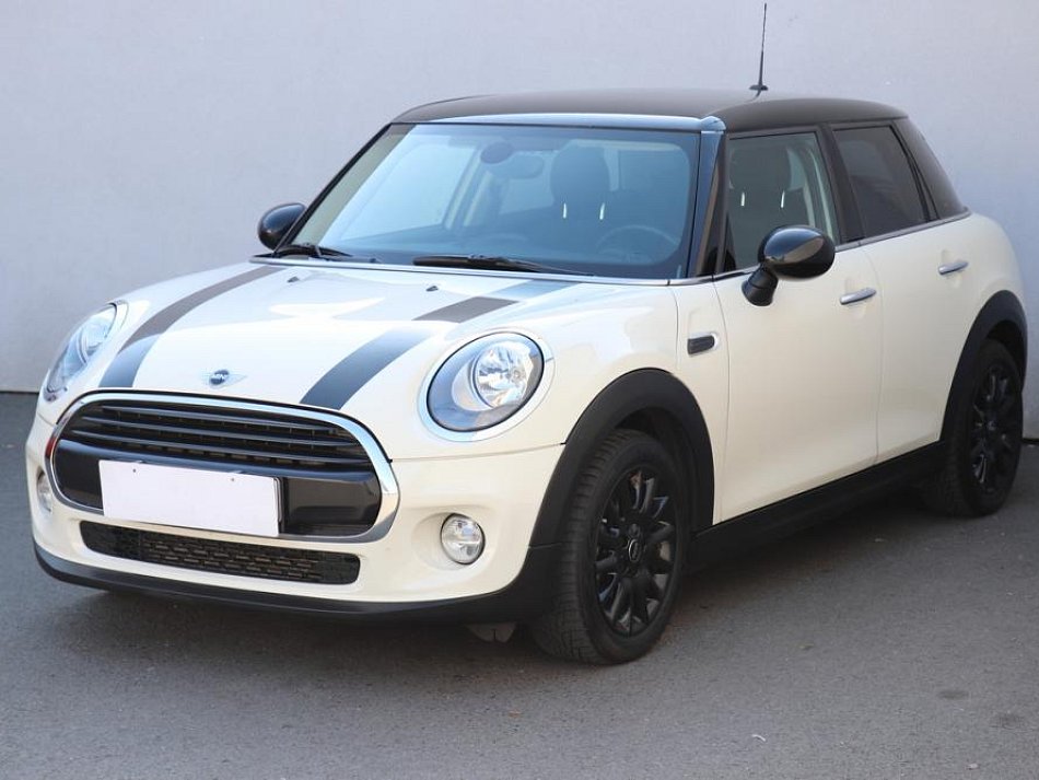 Mini Cooper 2.0 i 