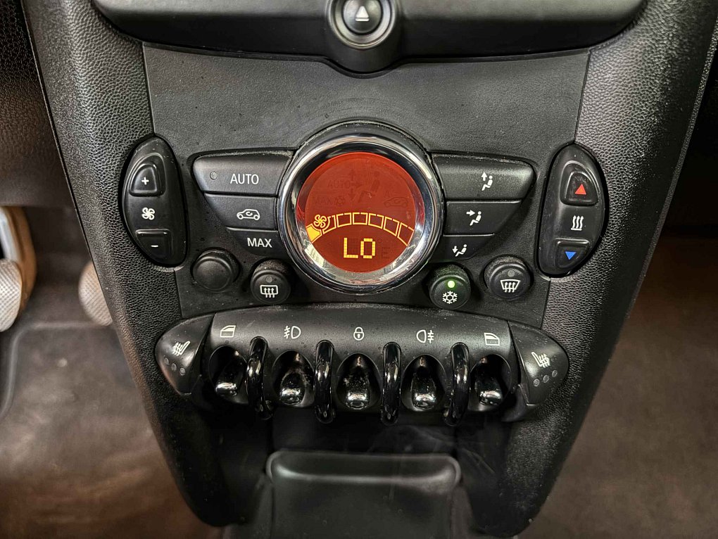 Mini Cooper 1.6 i 