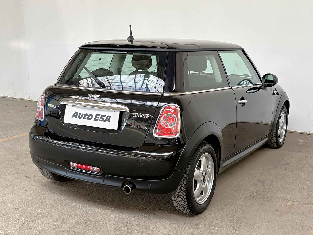 Mini Cooper 1.6 i 