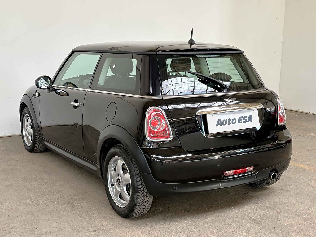 Mini Cooper 1.6 i 