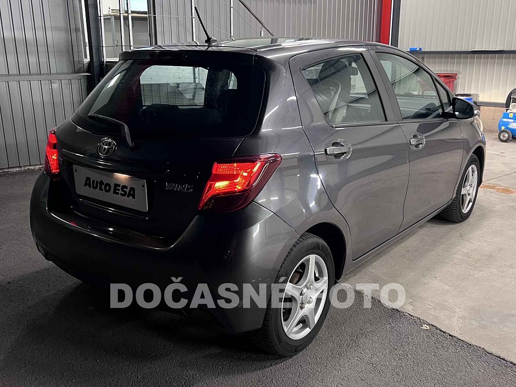 Toyota Yaris 1.3 VVT- i 