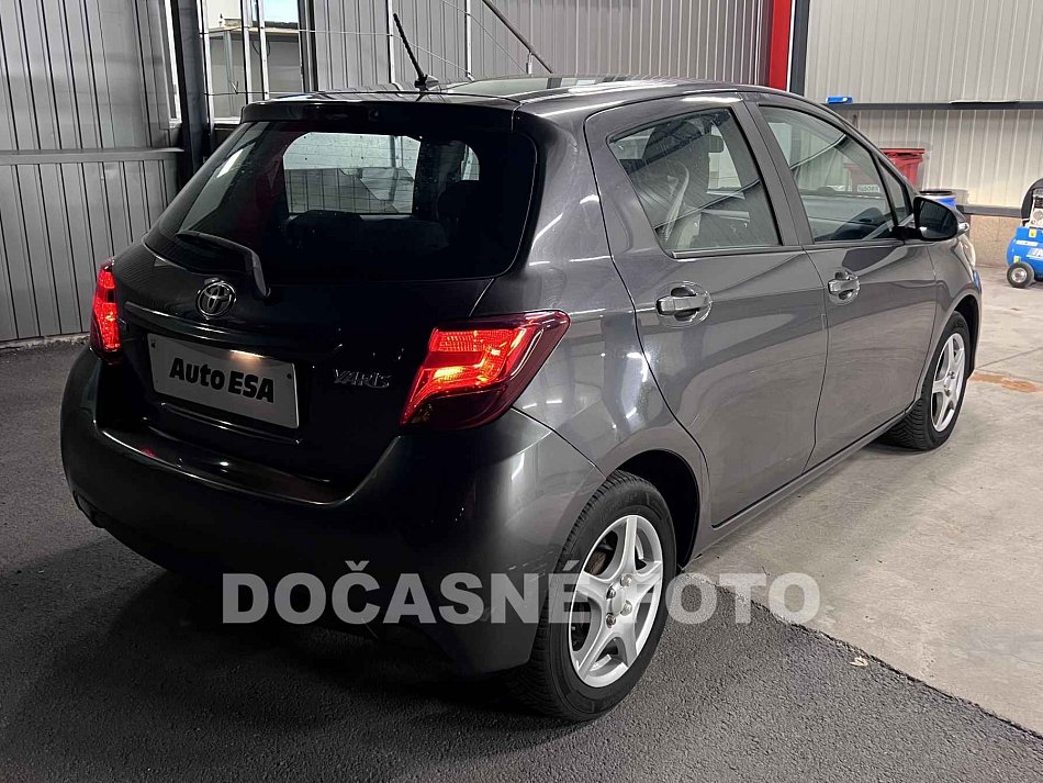 Toyota Yaris 1.3 VVT- i 