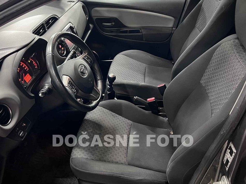 Toyota Yaris 1.3 VVT- i 