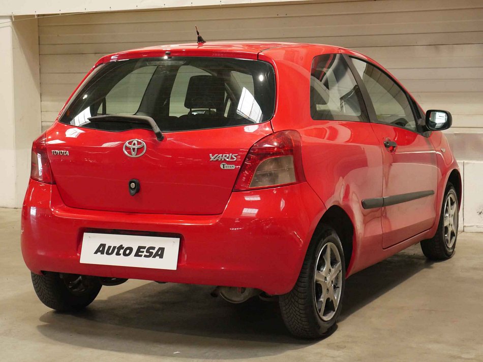 Toyota Yaris 1.0i 