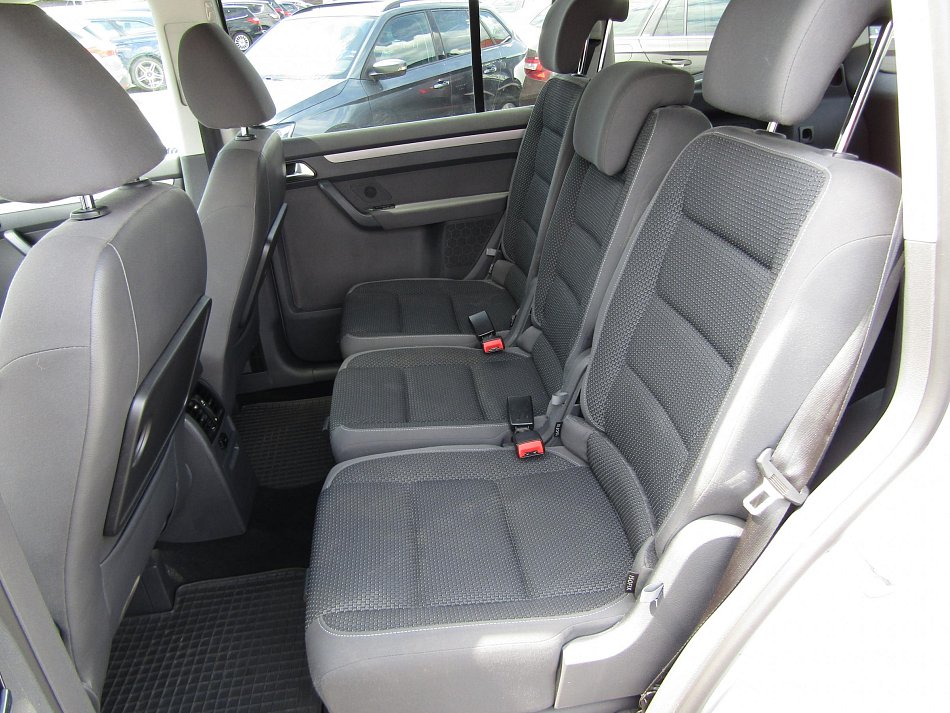 Volkswagen Touran 1.6 TDi 