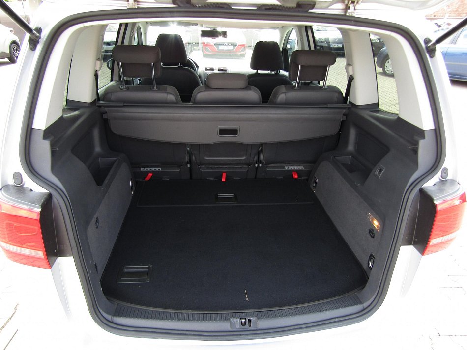 Volkswagen Touran 1.6 TDi 