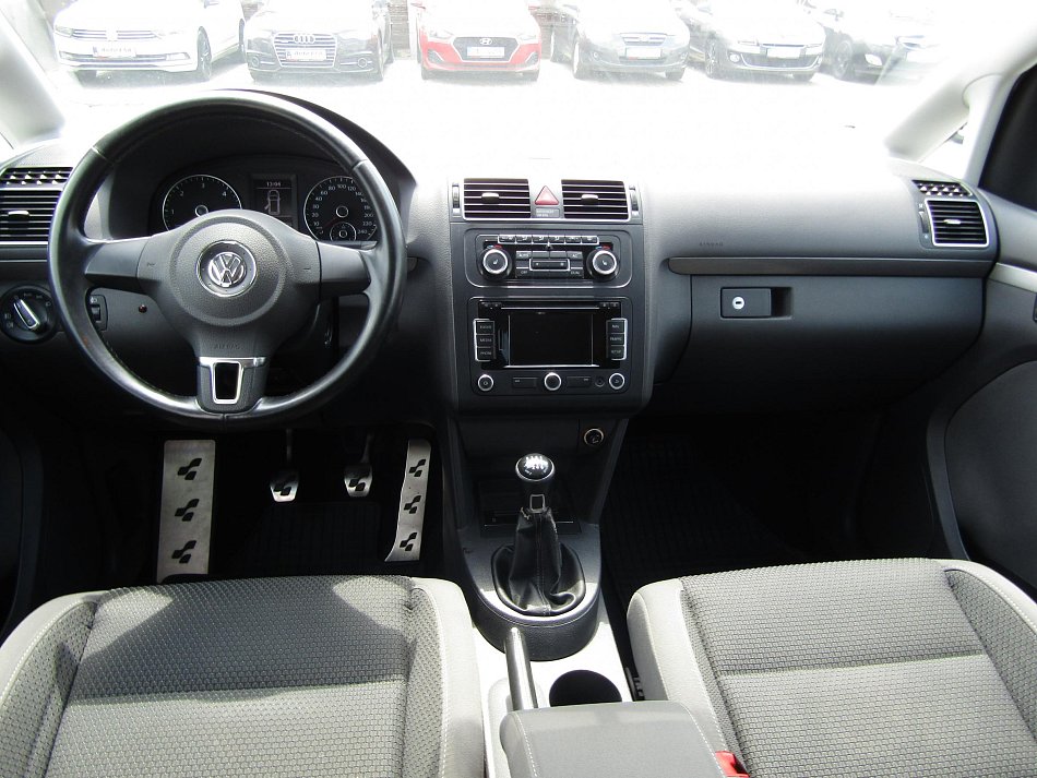 Volkswagen Touran 1.6 TDi 