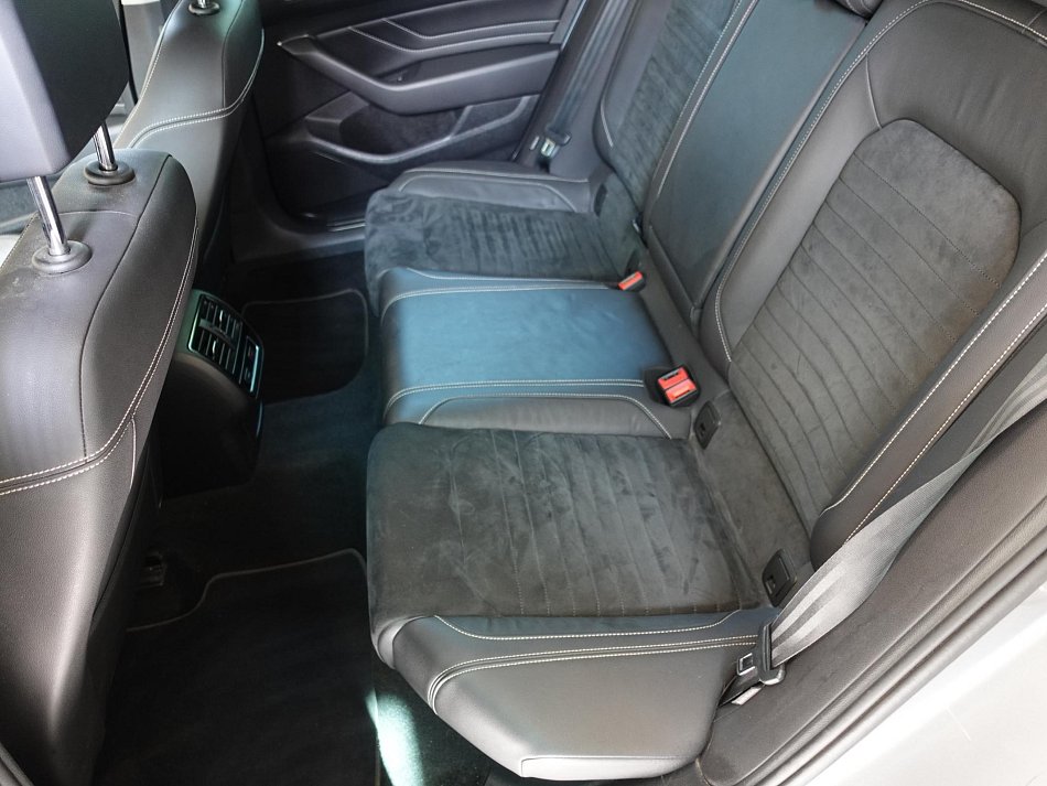 Volkswagen Passat 2.0TDi 