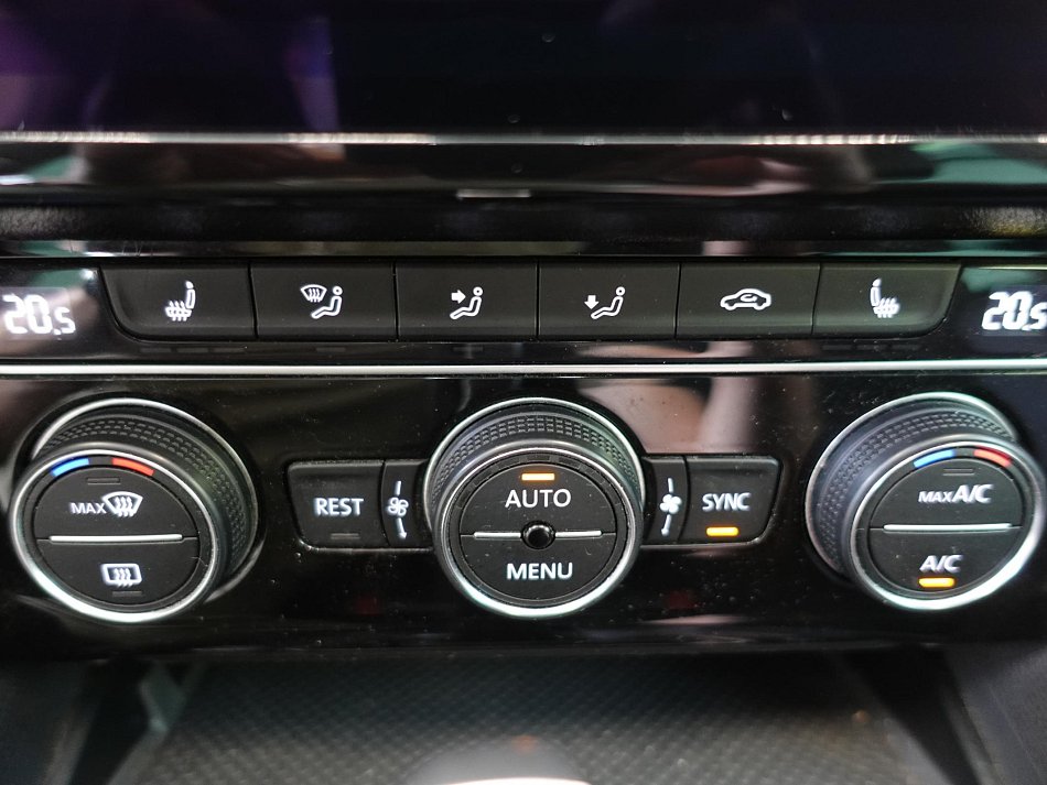 Volkswagen Passat 2.0TDi 