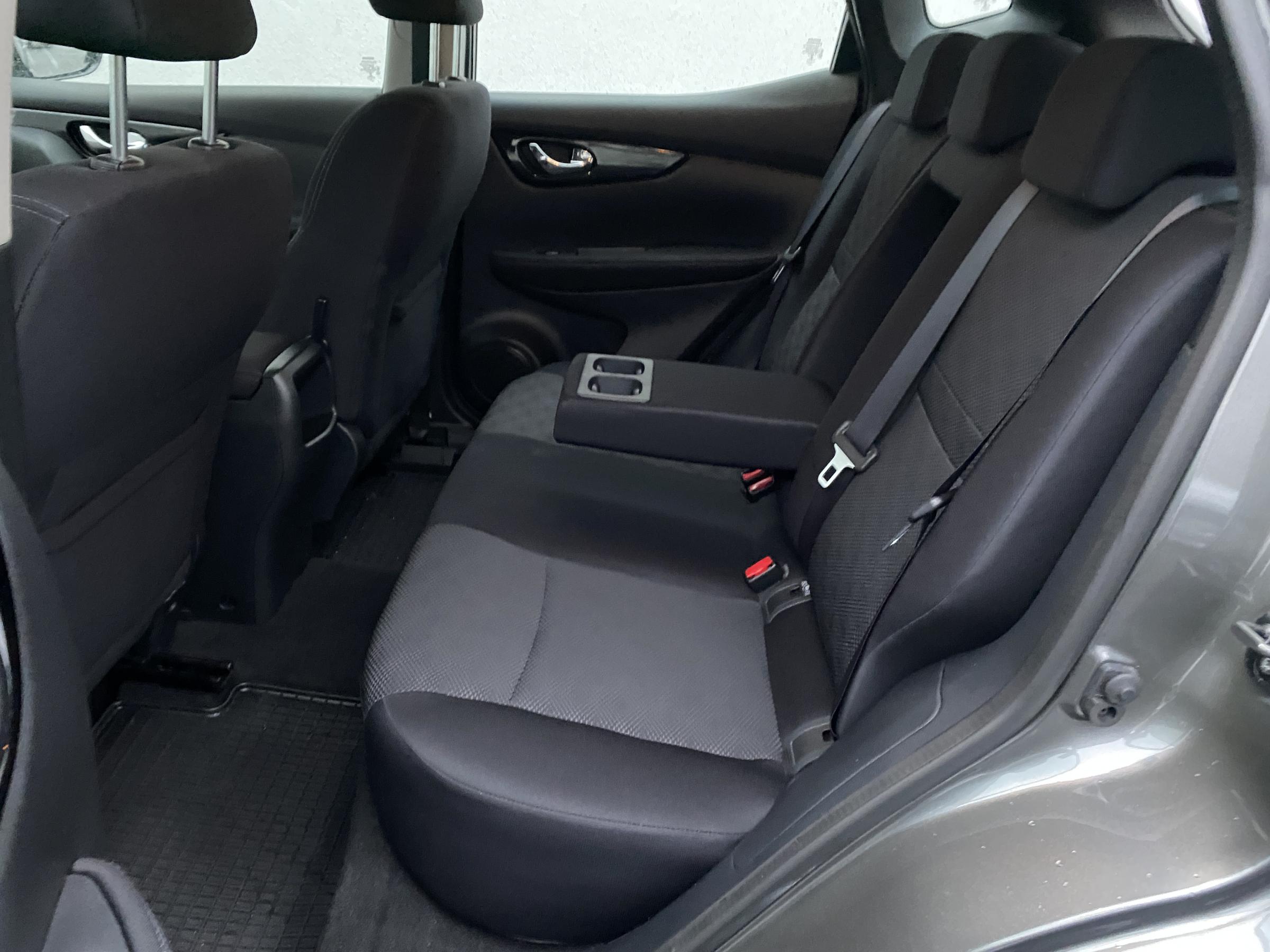 Nissan Qashqai, 2016 - pohled č. 10