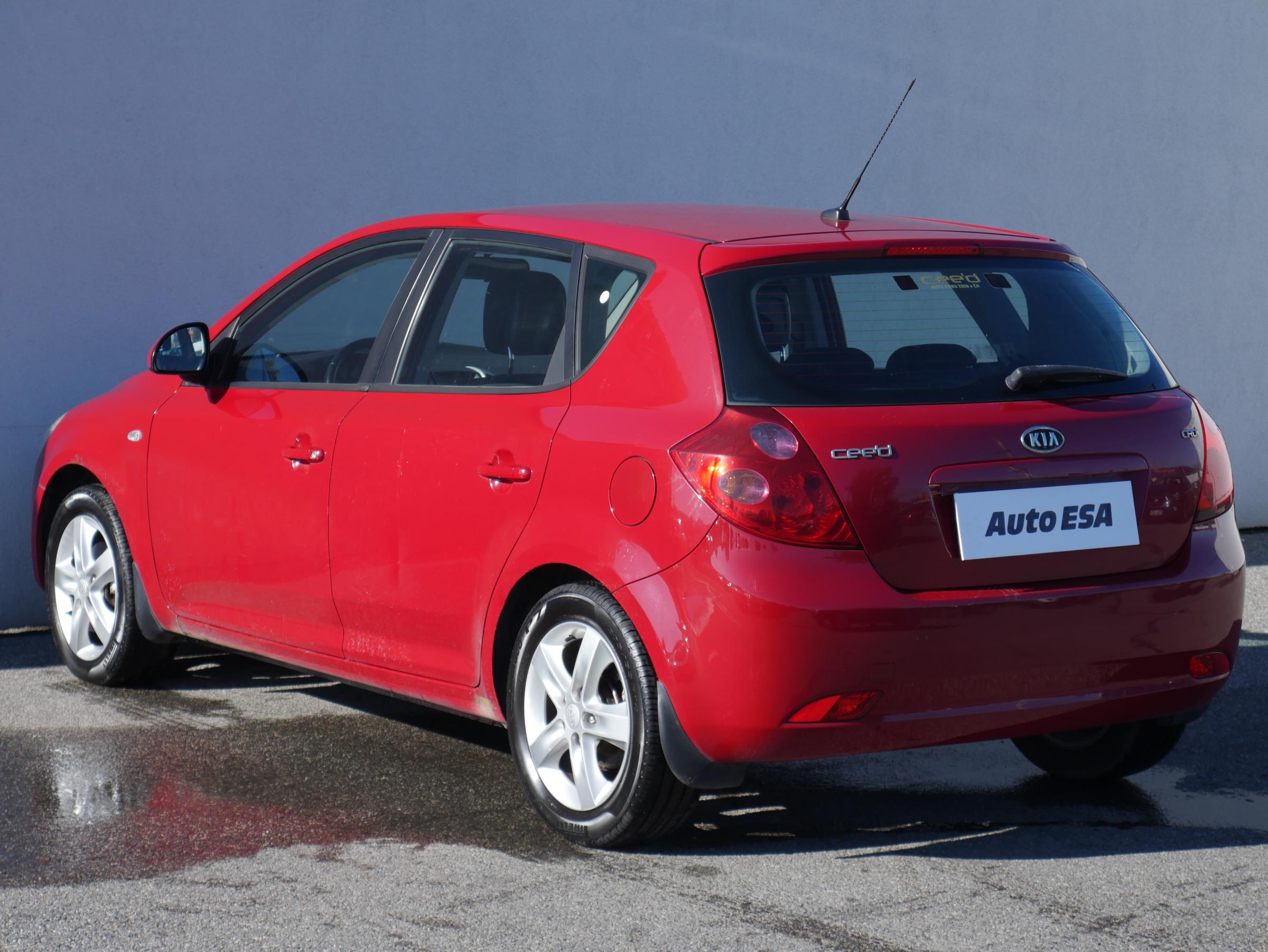 Kia Cee´d, 2010 - pohled č. 6