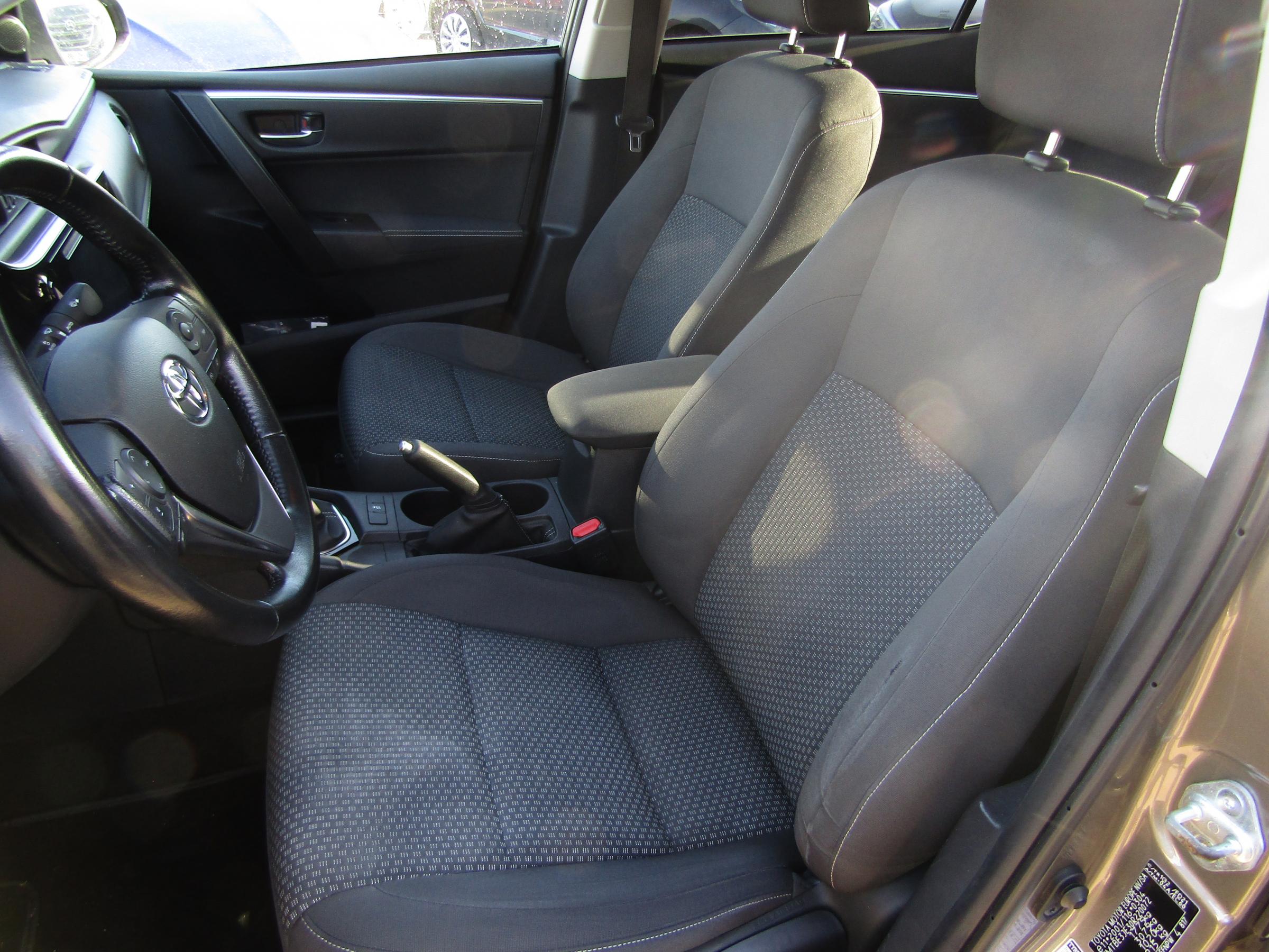 Toyota Corolla, 2017 - pohled č. 9