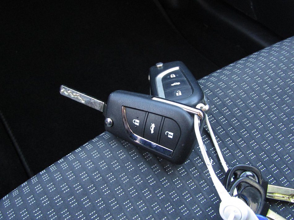 Toyota Corolla 1.6 VVTi 