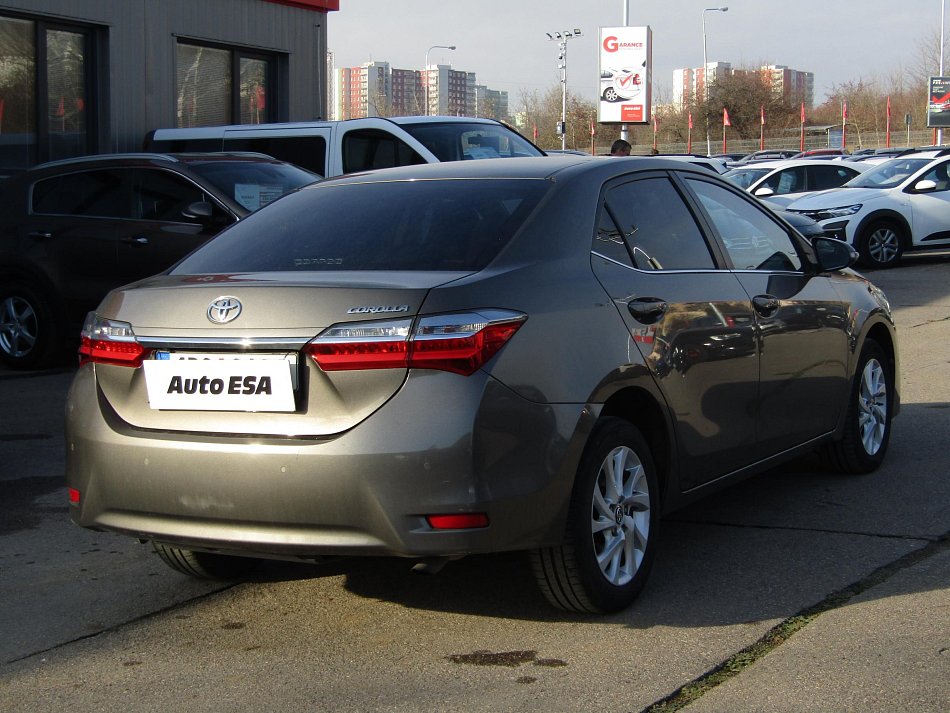 Toyota Corolla 1.6 VVTi 