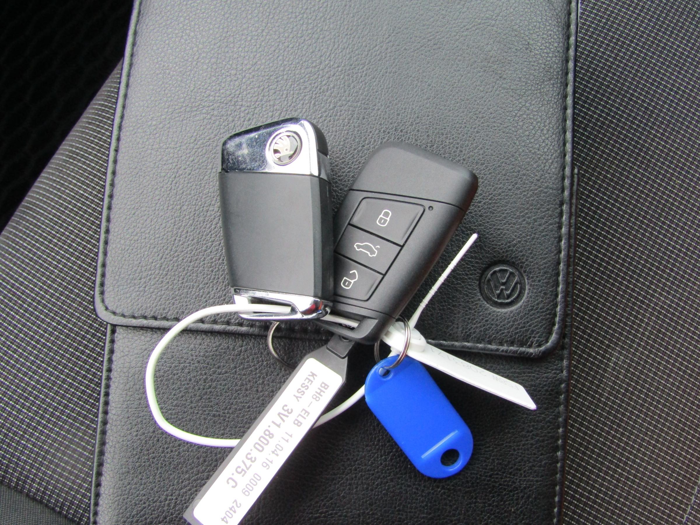 Volkswagen Passat, 2015 - pohled č. 20