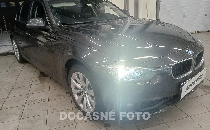 BMW Řada 3 1.5 