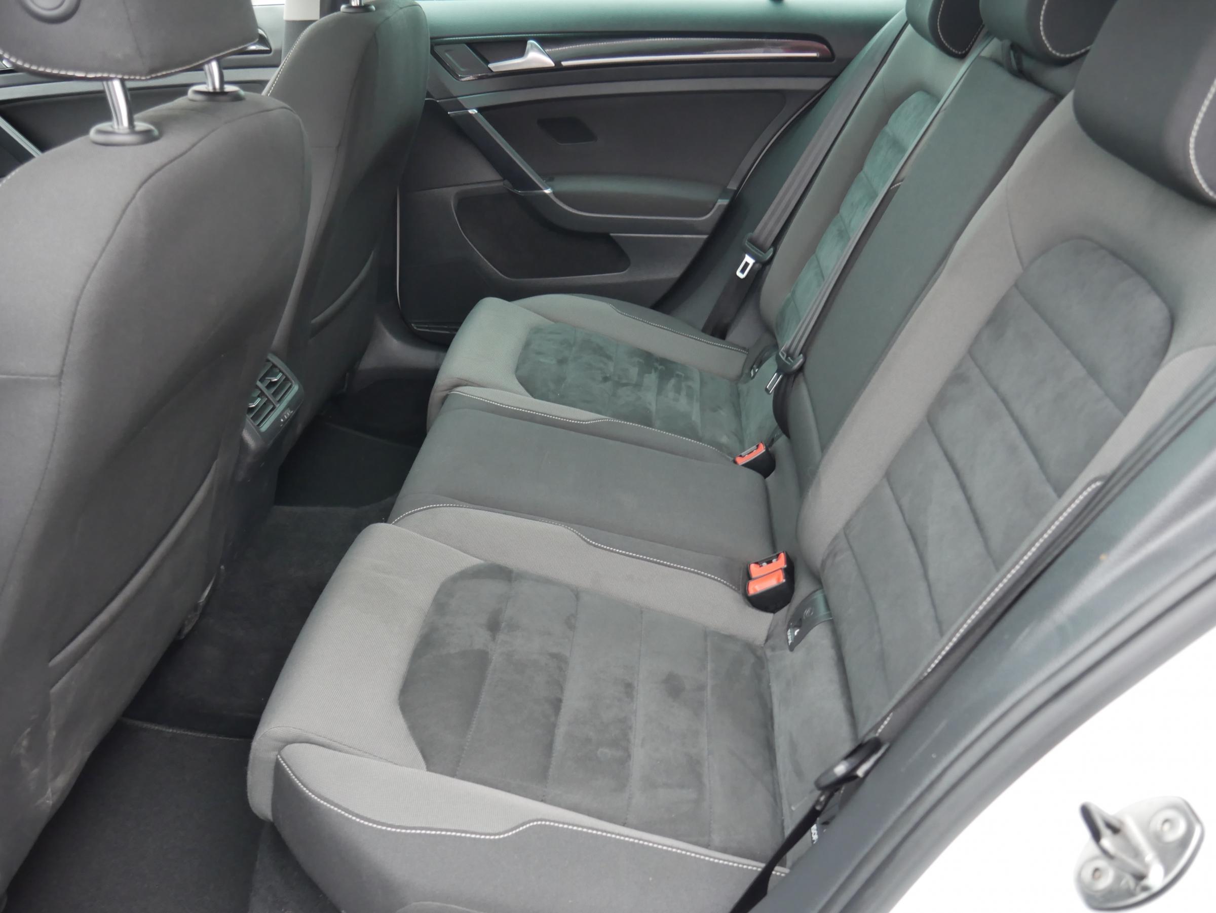 Volkswagen Golf, 2012 - pohled č. 10